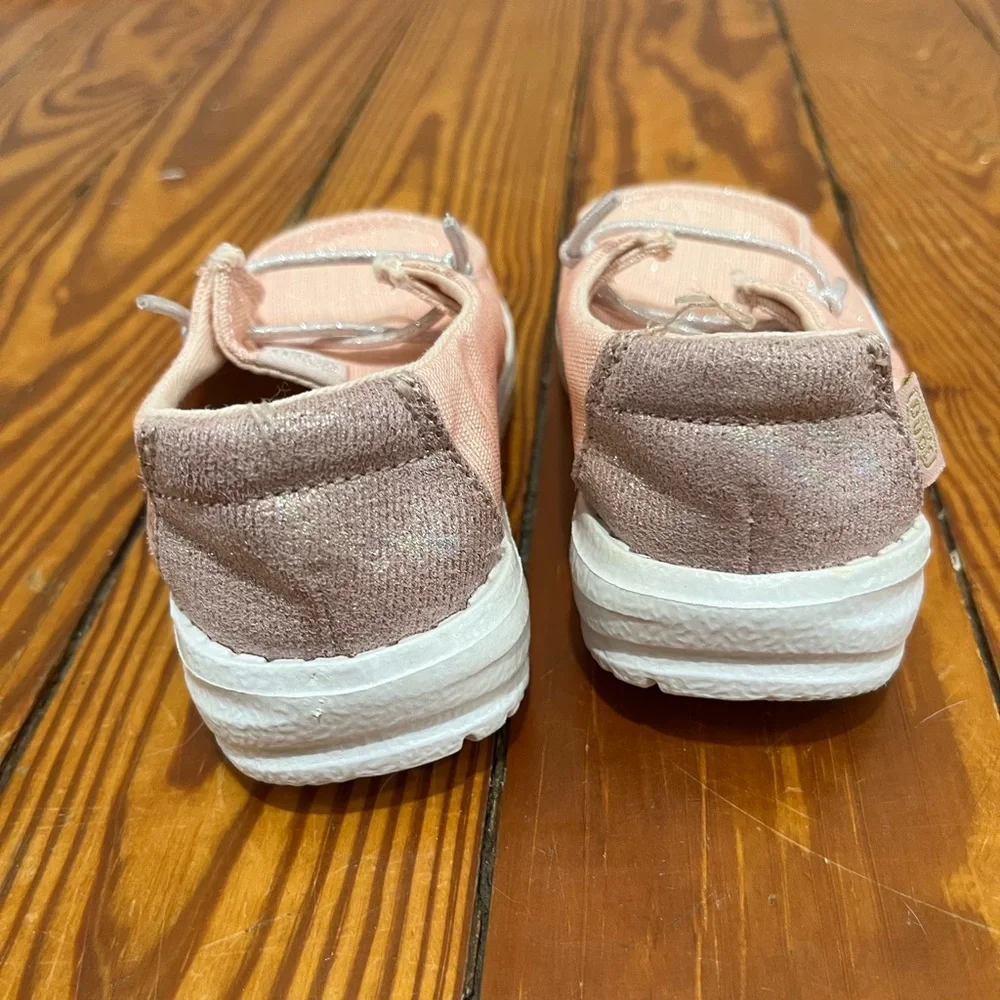 Hey Dude Kids Pink Shoes size 7 Pink Sparkle